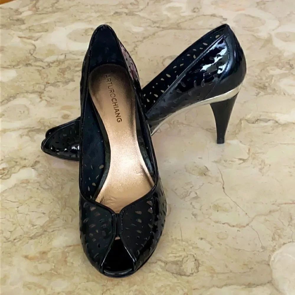 Arturo Chiang Peep Toe Patent Leather Heels
